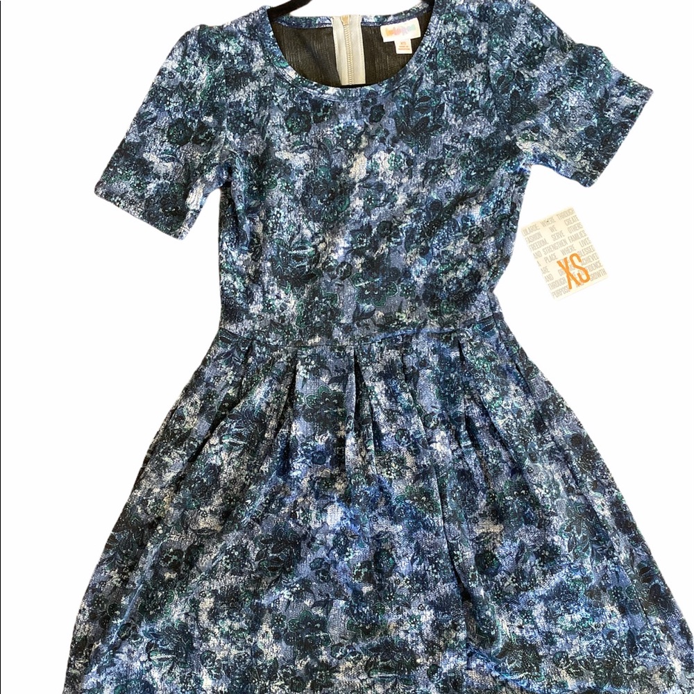 🆕 Amelia Dress, Lularoe